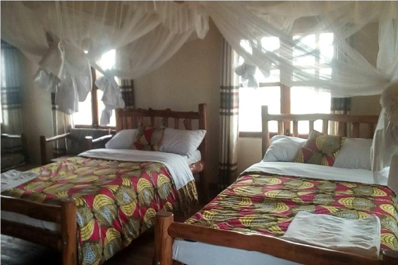 Tembo Safari Lodge, Queen Elizabeth National Park