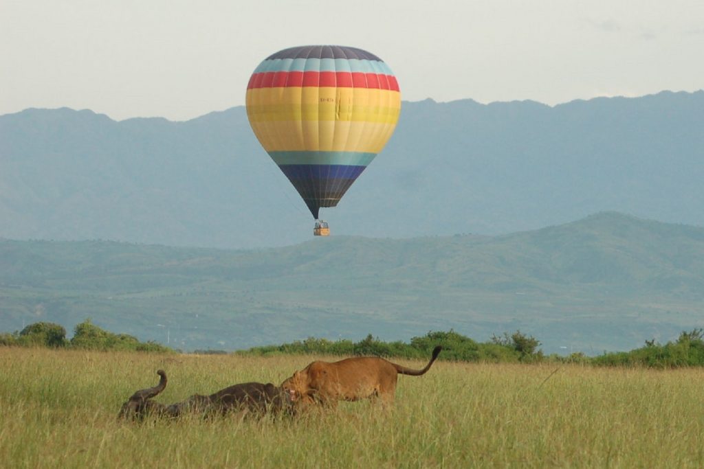 Enjoy Hot air balloon safari in Queen Elizabeth National Park