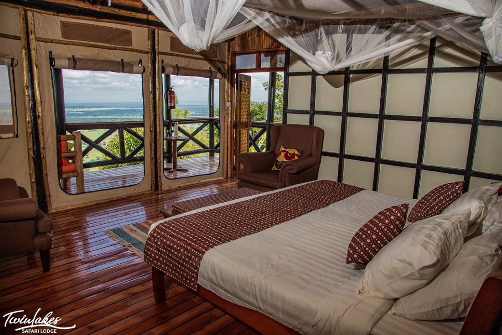 Twin Lake Safari Lodge, Queen Elizabeth National Park