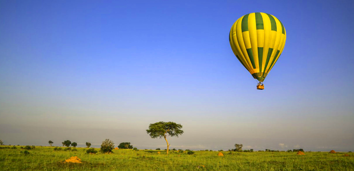 Hot air balloon experience in Queen Elizabeth National Park